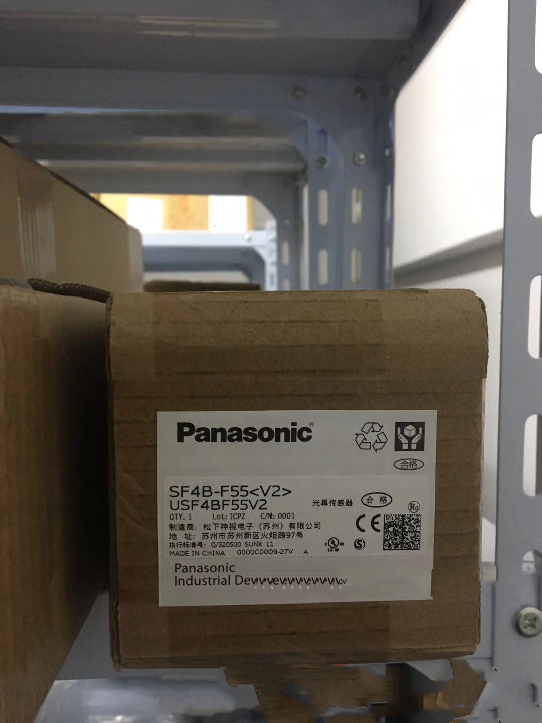 松下Panasonic神视光幕传感器SF4B-F23（V2）全新原装正品