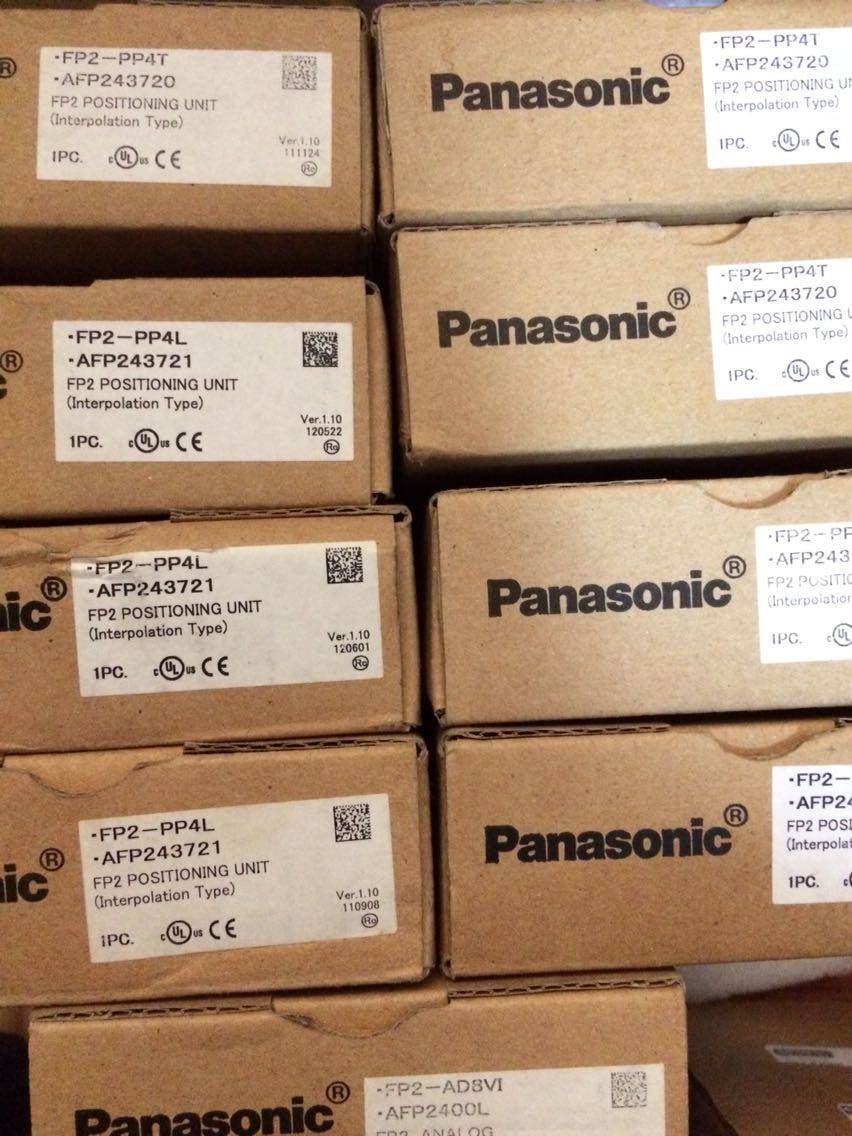  全新原装正品Panasoinc松下PLC可编程控制器FP2-PP4L